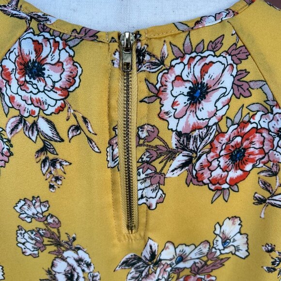 Yellow Floral Bell Sleeve Blouse - Small Petite - Picture 11 of 13